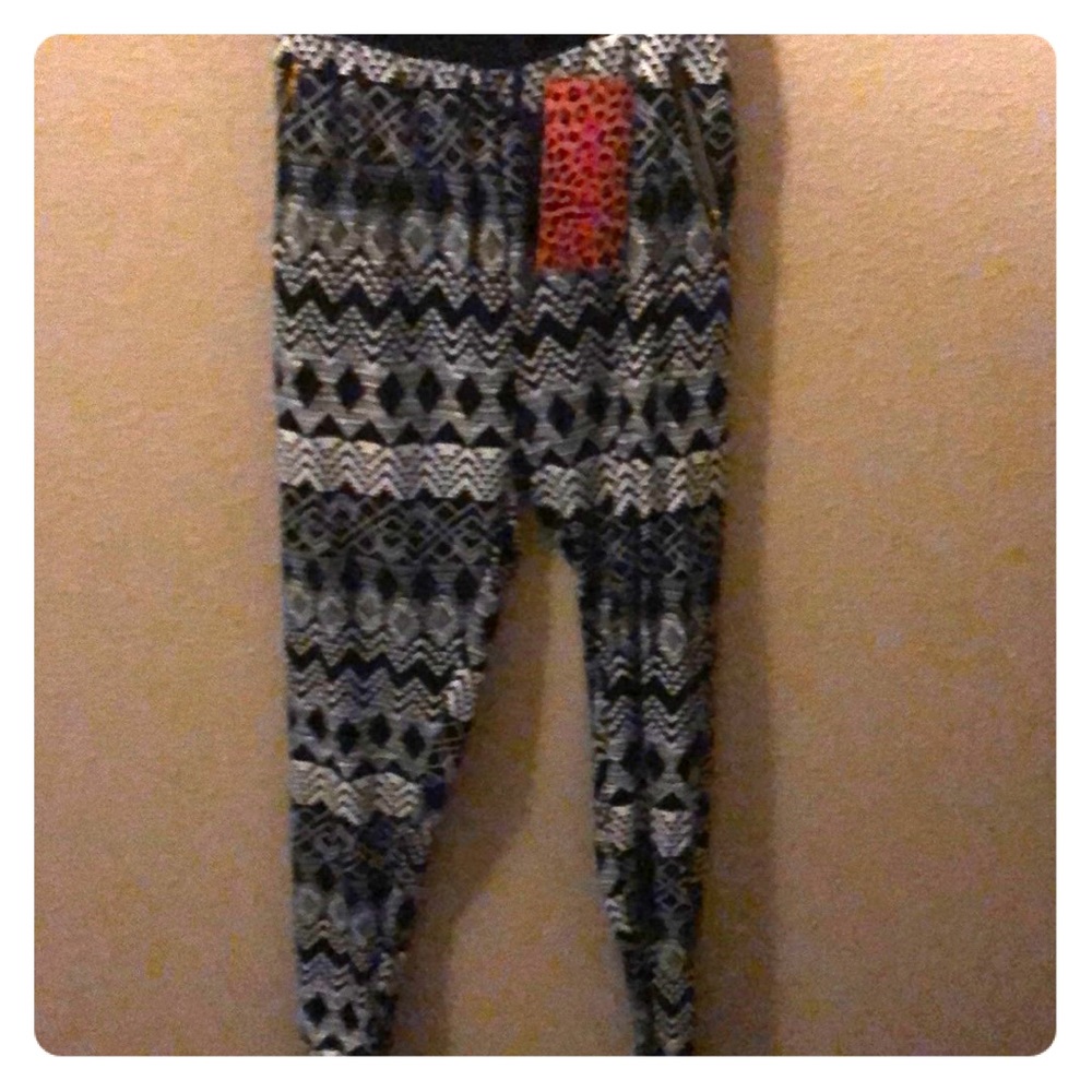 Bae City Tribal joggers